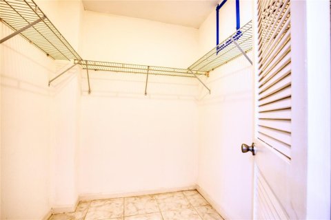 Copropriété à vendre à Pompano Beach, Floride: 1 chambre, 95.69 m2 № 2084424 - photo 18