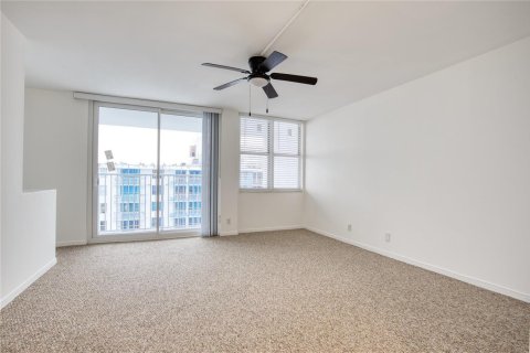 Copropriété à vendre à Pompano Beach, Floride: 1 chambre, 95.69 m2 № 2084424 - photo 12