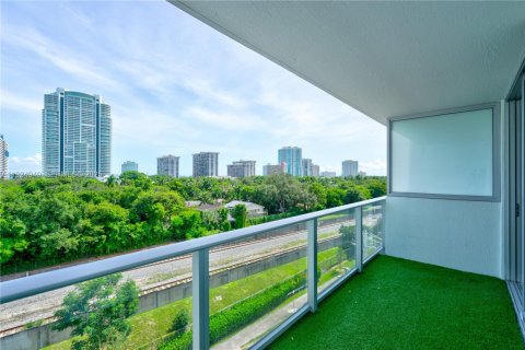 Condominio en venta en Miami, Florida, 1 dormitorio, 61.22 m2 № 1983846 - foto 21