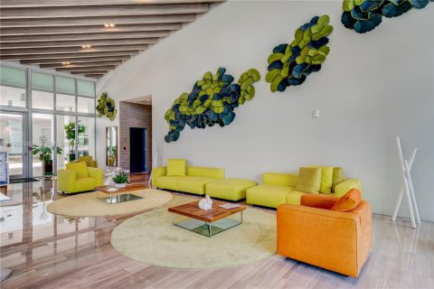 Condominio en venta en Miami, Florida, 1 dormitorio, 61.22 m2 № 1983846 - foto 25