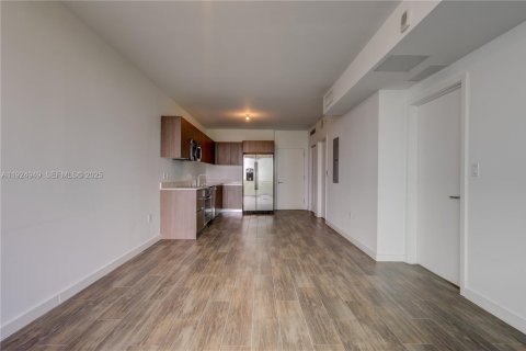 Condominio en venta en Miami, Florida, 1 dormitorio, 61.22 m2 № 1983846 - foto 7