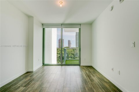 Condominio en venta en Miami, Florida, 1 dormitorio, 61.22 m2 № 1983846 - foto 13