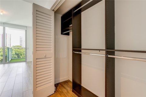 Condominio en venta en Miami, Florida, 1 dormitorio, 61.22 m2 № 1983846 - foto 19