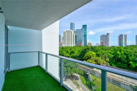 Condominio en venta en Miami, Florida, 1 dormitorio, 61.22 m2 № 1983846 - foto 20