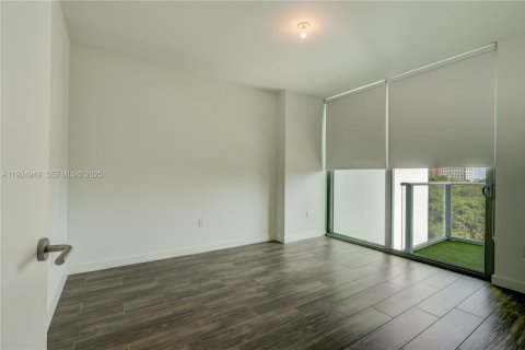 Condominio en venta en Miami, Florida, 1 dormitorio, 61.22 m2 № 1983846 - foto 14