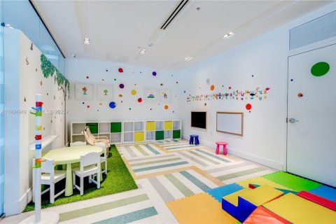 Condominio en venta en Miami, Florida, 1 dormitorio, 61.22 m2 № 1983846 - foto 27