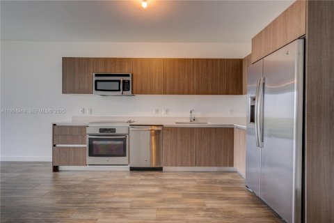 Condominio en venta en Miami, Florida, 1 dormitorio, 61.22 m2 № 1983846 - foto 11