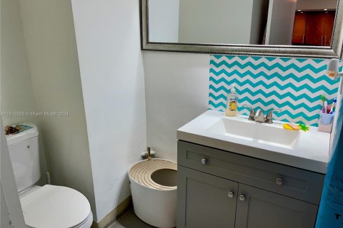 Купить кондоминиум в Авентура, Флорида 1 спальня, 93.37м2, № 1811580 - фото 12