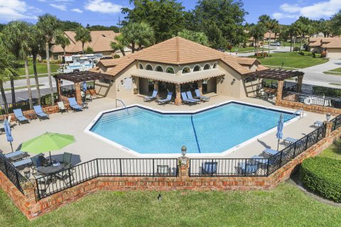 Townhouse in Boynton Beach, Florida 3 bedrooms, 200.67 sq.m. № 1178285 - photo 1