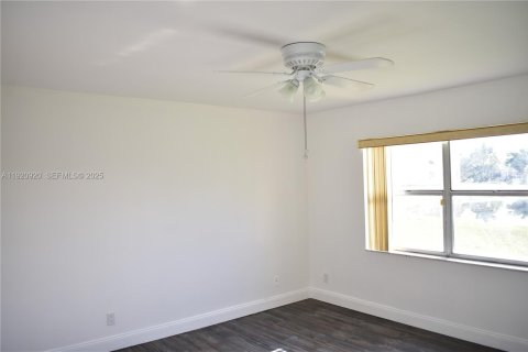 Copropriété à vendre à Sunrise, Floride: 2 chambres, 78.97 m2 № 2062296 - photo 14
