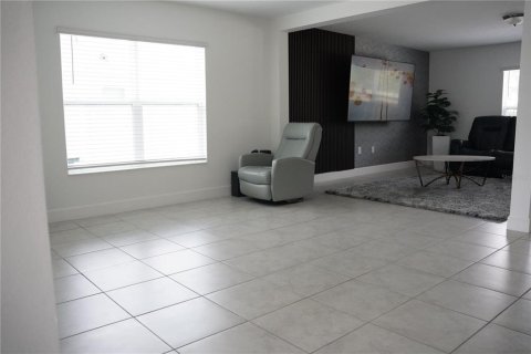 Villa ou maison à vendre à Clermont, Floride: 5 chambres, 285.67 m2 № 2147609 - photo 8