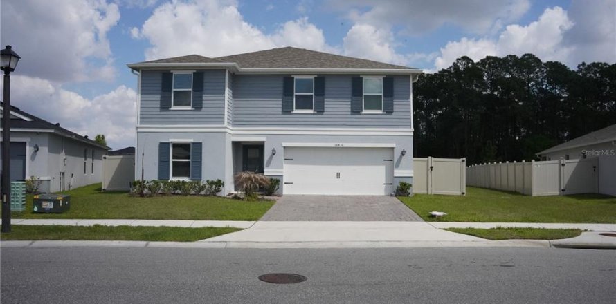 Villa ou maison à Clermont, Floride 5 chambres, 285.67 m2 № 2147609