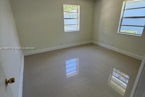 House in Hollywood, Florida 3 bedrooms, 114.46 sq.m. № 1874259 - photo 19