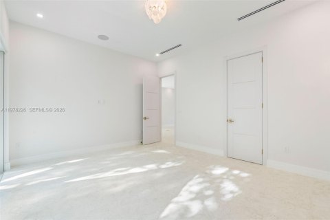 Casa en venta en Islamorada, Village of Islands, Florida, 4 dormitorios, 322.09 m2 № 2080453 - foto 27