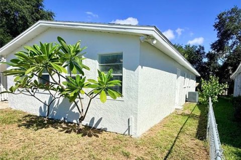 Villa ou maison à Sarasota, Floride 2 chambres, 55.74 m2 № 2401121