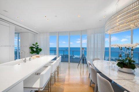 Condo in Miami Beach, Florida, 5 bedrooms  № 2056167 - photo 7