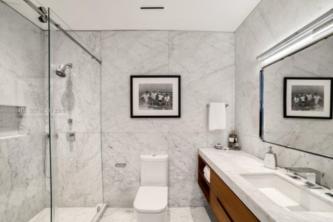 Condo in Miami Beach, Florida, 5 bedrooms  № 2056167 - photo 20