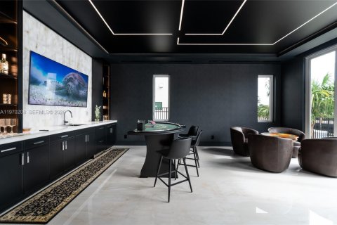 House in Lighthouse Point, Florida 5 bedrooms, 509.75 sq.m. № 2030909 - photo 15