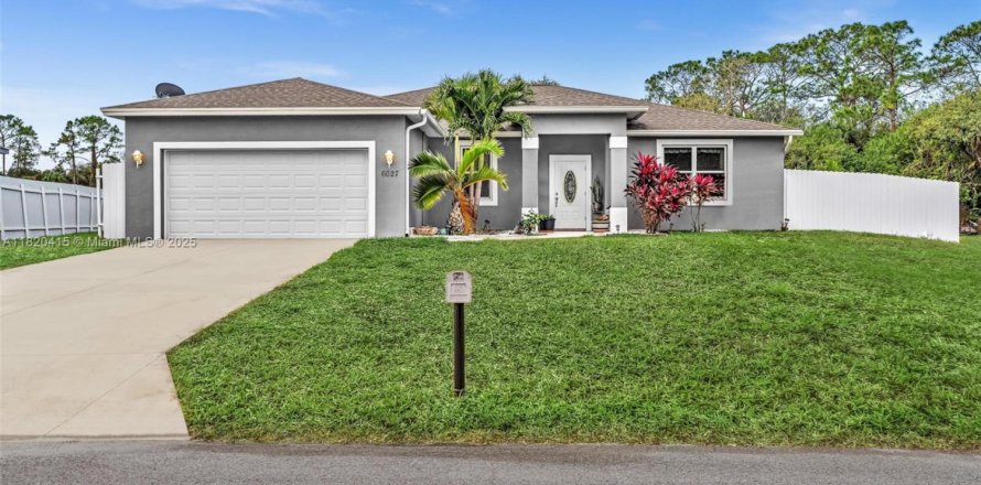 House in LaBelle, Florida 3 bedrooms № 1779173