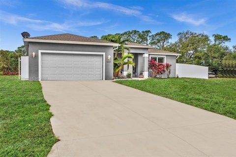 House in LaBelle, Florida 3 bedrooms № 1779173 - photo 3