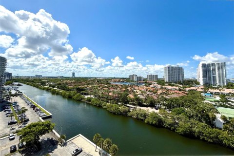 Condo in Aventura, Florida, 2 bedrooms № 1882200 - photo 7