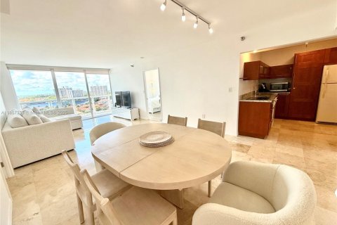Condo in Aventura, Florida, 2 bedrooms № 1882200 - photo 18