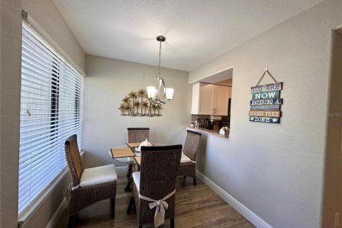 Townhouse in Bradenton, Florida 2 bedrooms, 99.41 sq.m. № 1734015 - photo 12