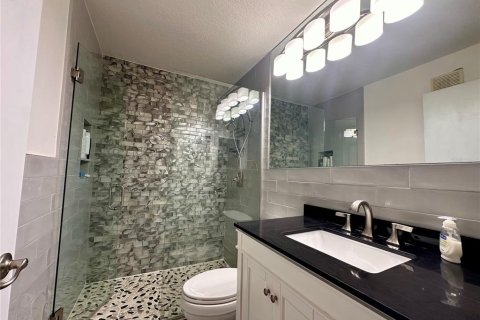 Townhouse in Bradenton, Florida 2 bedrooms, 99.41 sq.m. № 1734015 - photo 19