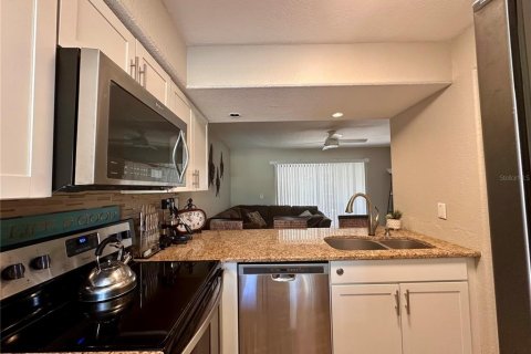 Townhouse in Bradenton, Florida 2 bedrooms, 99.41 sq.m. № 1734015 - photo 6