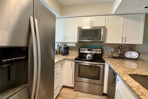 Townhouse in Bradenton, Florida 2 bedrooms, 99.41 sq.m. № 1734015 - photo 11