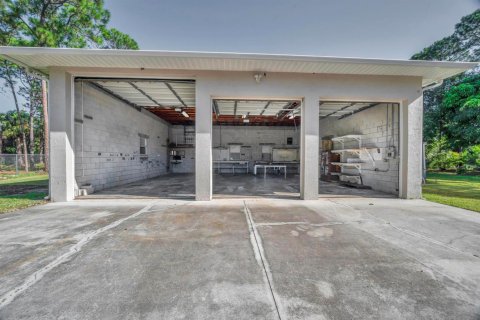 Villa ou maison à vendre à St. Lucie, Floride: 3 chambres, 159.79 m2 № 2270278 - photo 8