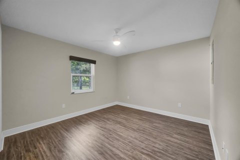 Villa ou maison à vendre à St. Lucie, Floride: 3 chambres, 159.79 m2 № 2270278 - photo 29
