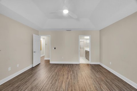 Villa ou maison à vendre à St. Lucie, Floride: 3 chambres, 159.79 m2 № 2270278 - photo 24