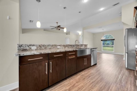 Villa ou maison à vendre à St. Lucie, Floride: 3 chambres, 159.79 m2 № 2270278 - photo 14