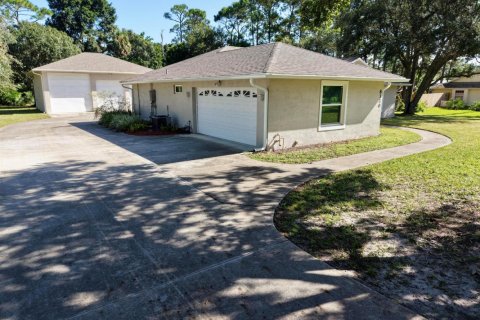 Villa ou maison à vendre à St. Lucie, Floride: 3 chambres, 159.79 m2 № 2270278 - photo 4