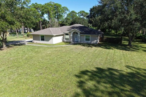 Villa ou maison à vendre à St. Lucie, Floride: 3 chambres, 159.79 m2 № 2270278 - photo 7