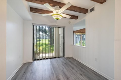 Townhouse in Palm Harbor, Florida 3 bedrooms, 156.54 sq.m. № 1807005 - photo 12
