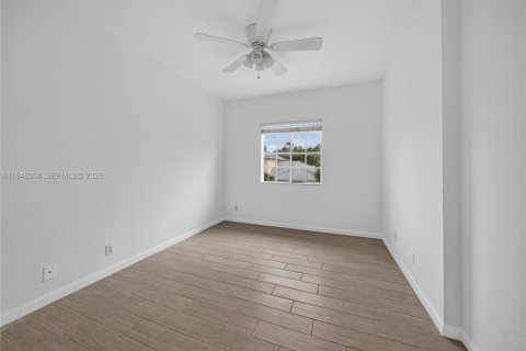 Снять в аренду таунхаус в Дейви, Флорида 3 спальни, 170.66м2, № 2004800 - фото 22