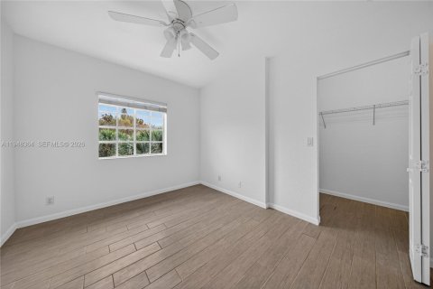 Снять в аренду таунхаус в Дейви, Флорида 3 спальни, 170.66м2, № 2004800 - фото 24