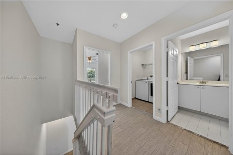 Снять в аренду таунхаус в Дейви, Флорида 3 спальни, 170.66м2, № 2004800 - фото 18