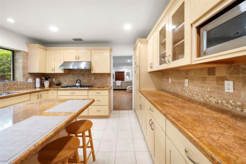 Villa ou maison à louer à Miami Beach, Floride: 3 chambres, 230.4 m2 № 1945969 - photo 30