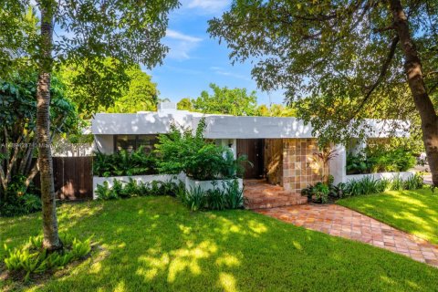 Villa ou maison à louer à Miami Beach, Floride: 3 chambres, 230.4 m2 № 1945969 - photo 3