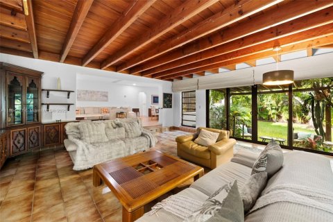 Villa ou maison à louer à Miami Beach, Floride: 3 chambres, 230.4 m2 № 1945969 - photo 7