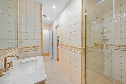 Villa ou maison à louer à Miami Beach, Floride: 3 chambres, 230.4 m2 № 1945969 - photo 18