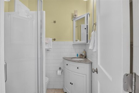 Condo in Venice, Florida, 1 bedroom  № 2131990 - photo 13