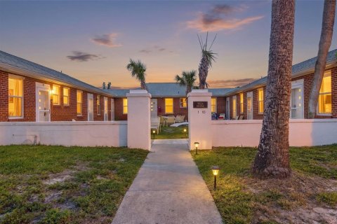 Condo in Venice, Florida, 1 bedroom  № 2131990 - photo 2