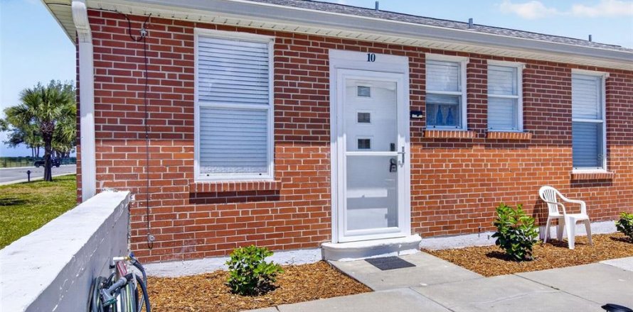 Condo in Venice, Florida, 1 bedroom  № 2131990