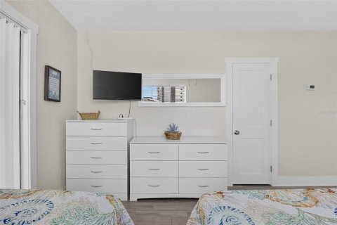 Condo in Venice, Florida, 1 bedroom  № 2131990 - photo 12