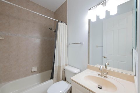 House in Miramar, Florida 5 bedrooms, 257.43 sq.m. № 2181900 - photo 7