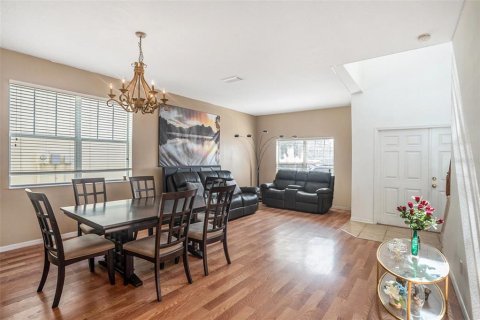House in Wesley Chapel, Florida 4 bedrooms, 226.87 sq.m. № 1918440 - photo 28